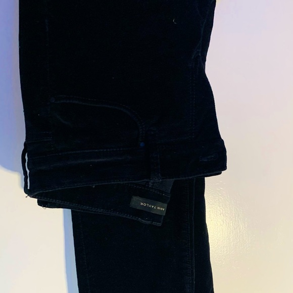 Ann Taylor black velvet Jeans - Picture 1 of 1